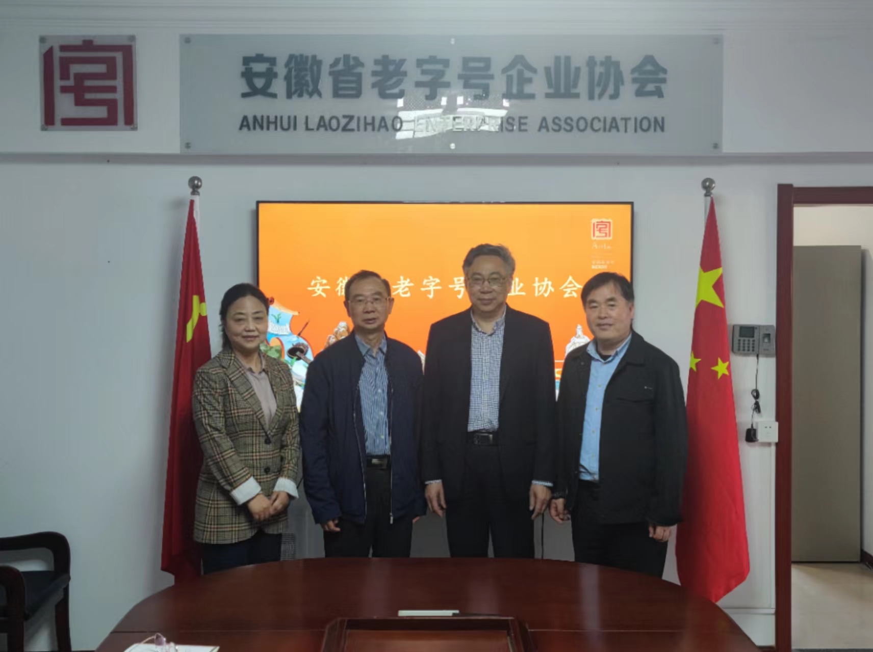 1683783150876170.jpg 1683783150876170.jpg