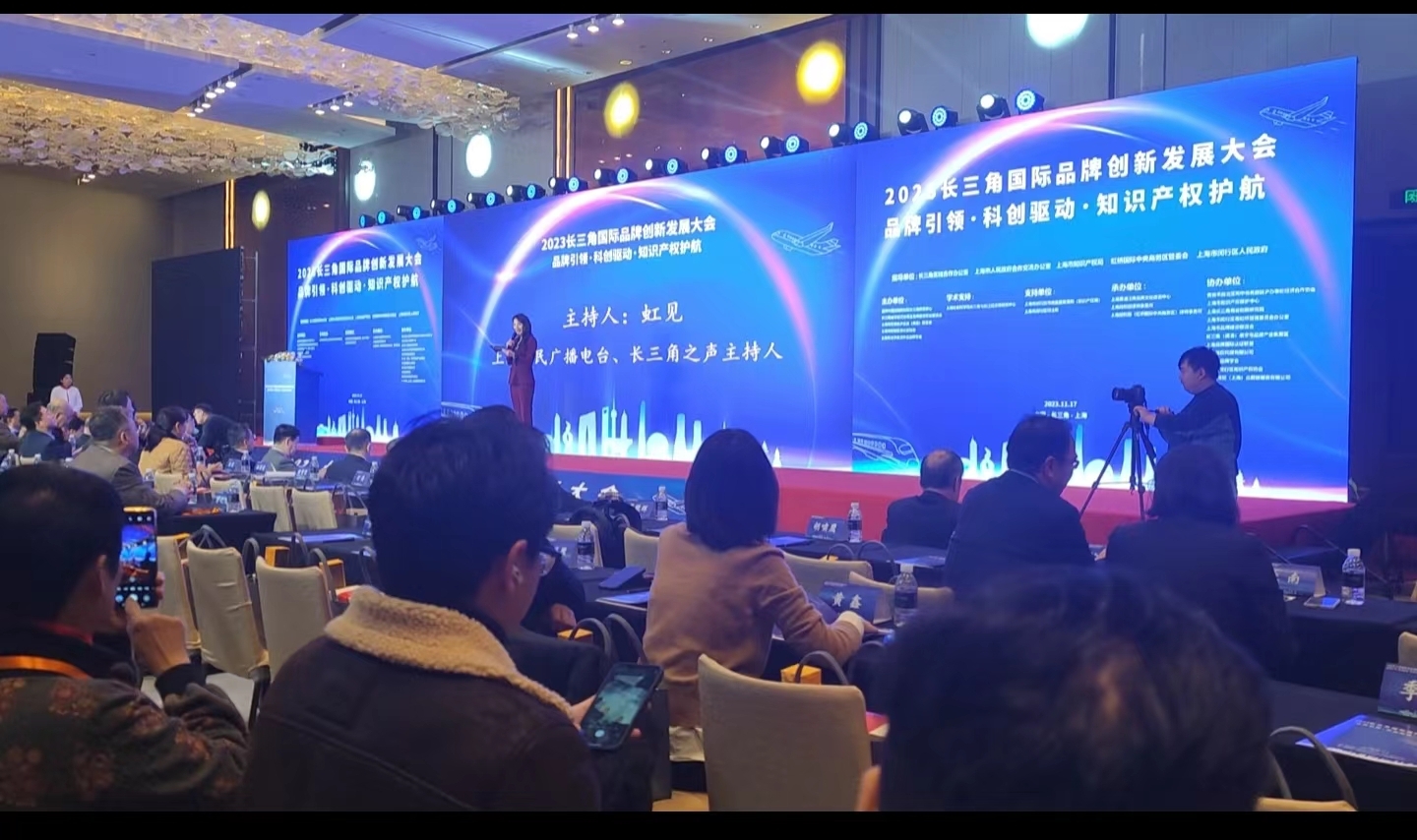 1700486315583941.jpg 1700486315583941.jpg