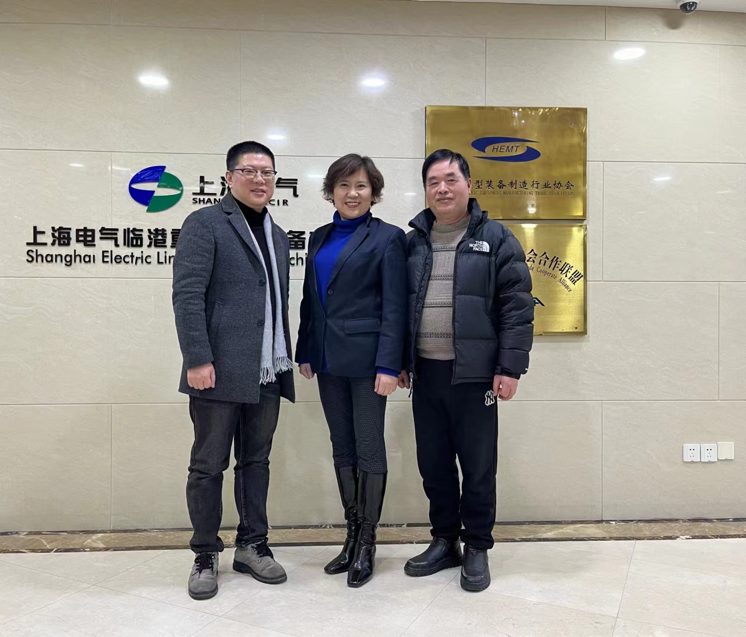 1705115498120110.jpg 1705115498120110.jpg