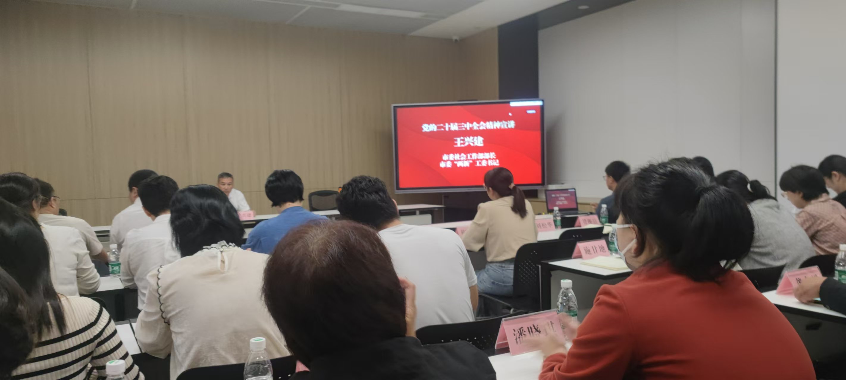 1729559566133777.jpg 1729559566133777.jpg