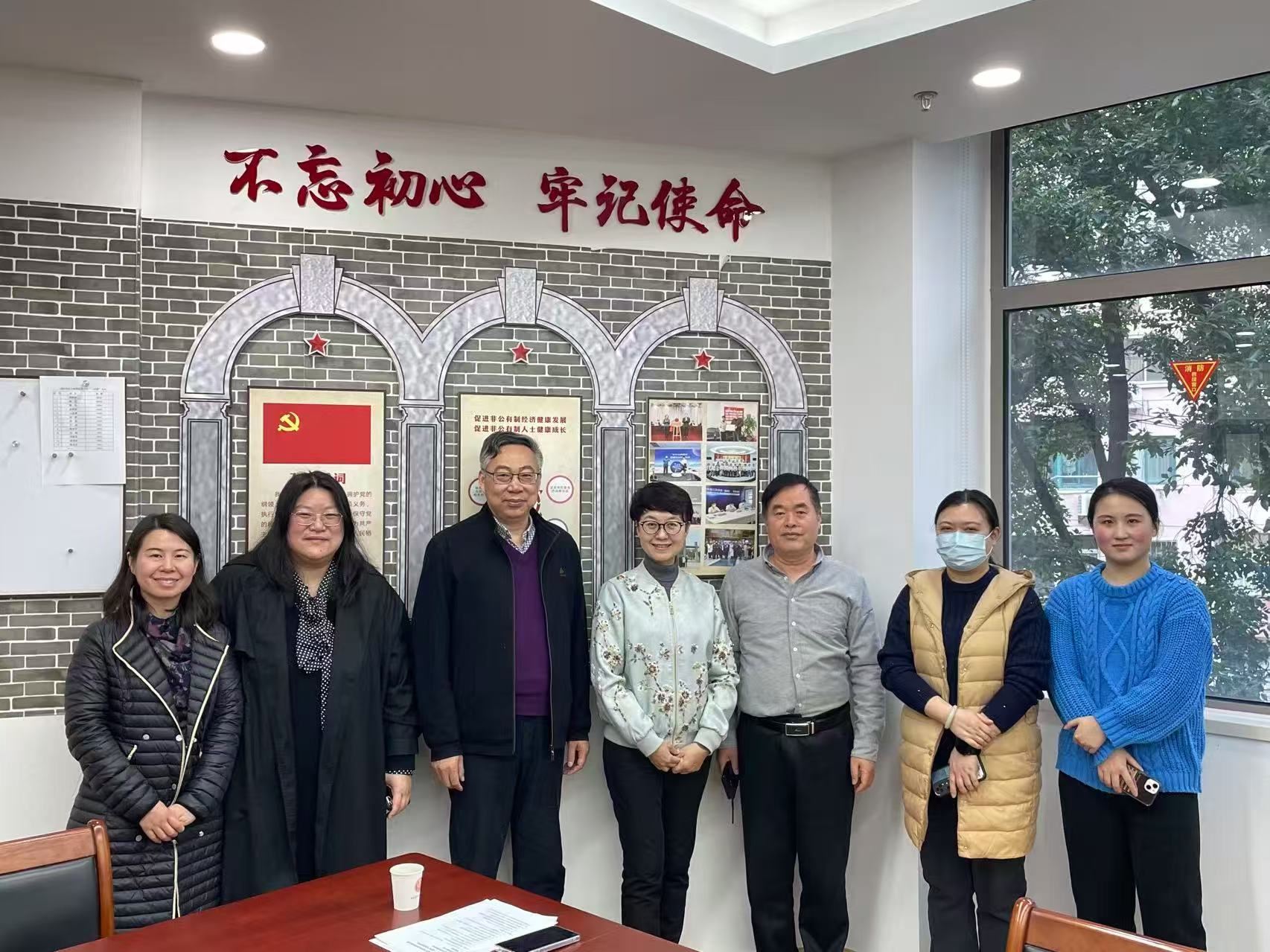 1737618906568449.jpg 1737618906568449.jpg