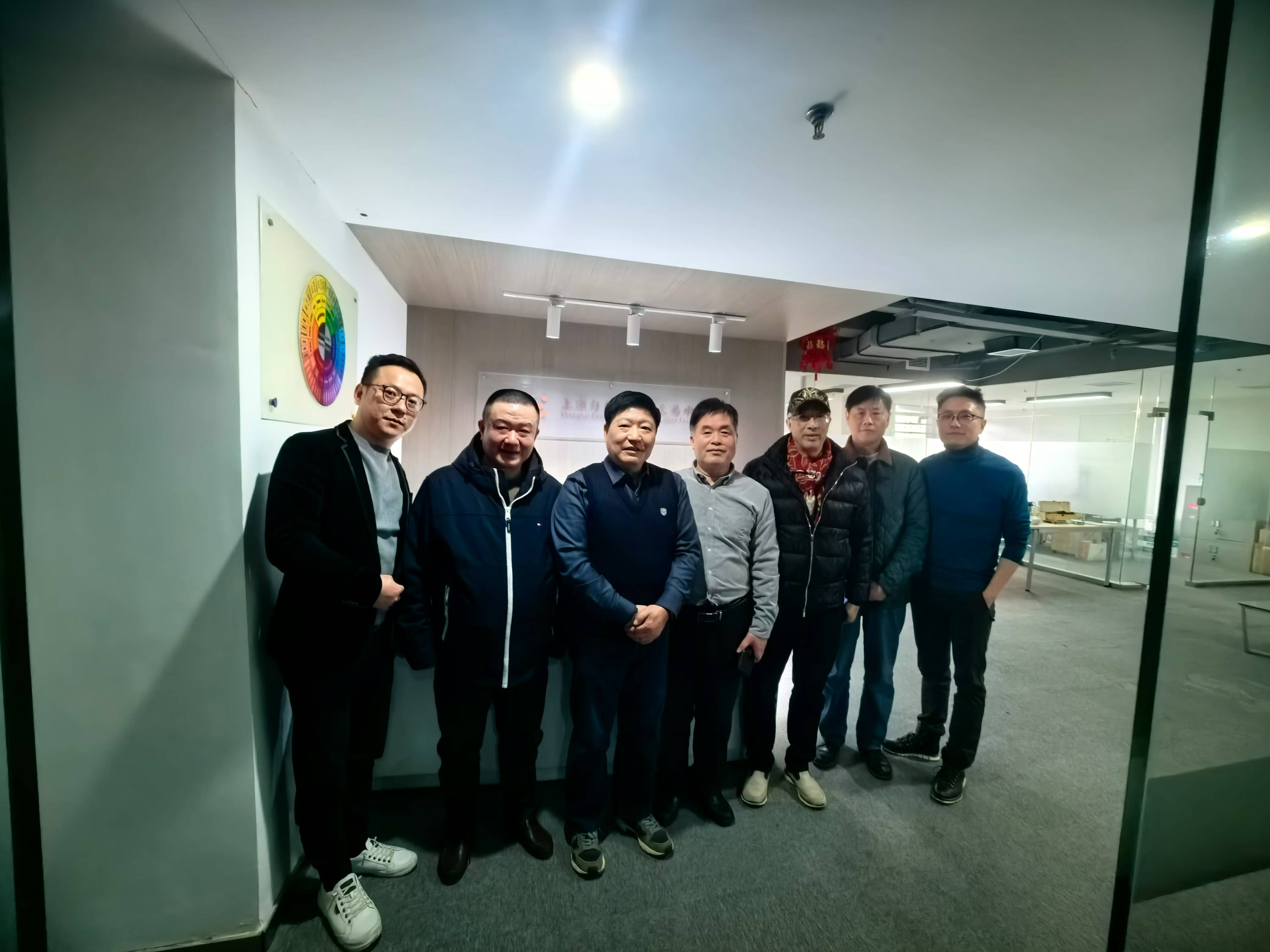 1740225382354667.jpg 1740225382354667.jpg